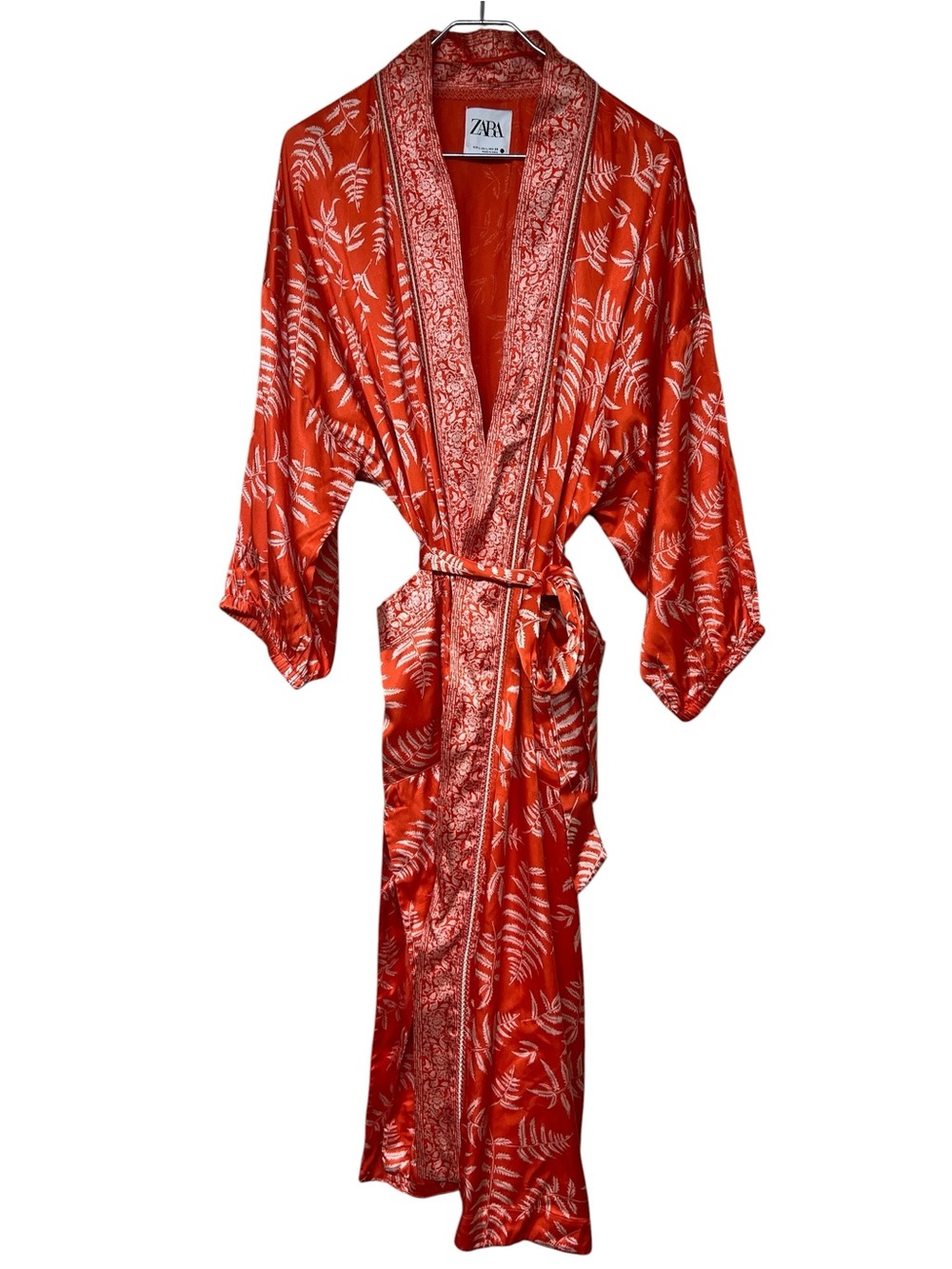 Zara Hanoi orange and white leaf print satin long kimono with waist tie - Picture 6 of 16